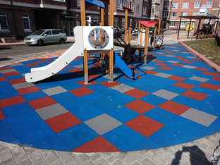 Резиновая плитка для детских площадок Ecostep 500х500, толщина 40 мм 