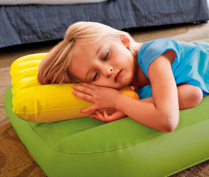 Надувная подушка для детей Kidz, 43х28х9 см (Intex 68676) #4