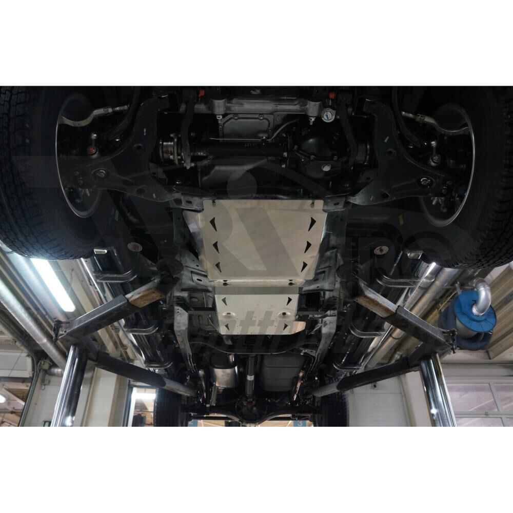 Алюминиевая защита КПП и РК из 2-х частей (толщина листа 4 мм) MITSUBISHI L-200, V-ВСЕ; КПП-ВСЕ (2015-11.2018) / FIAT FU