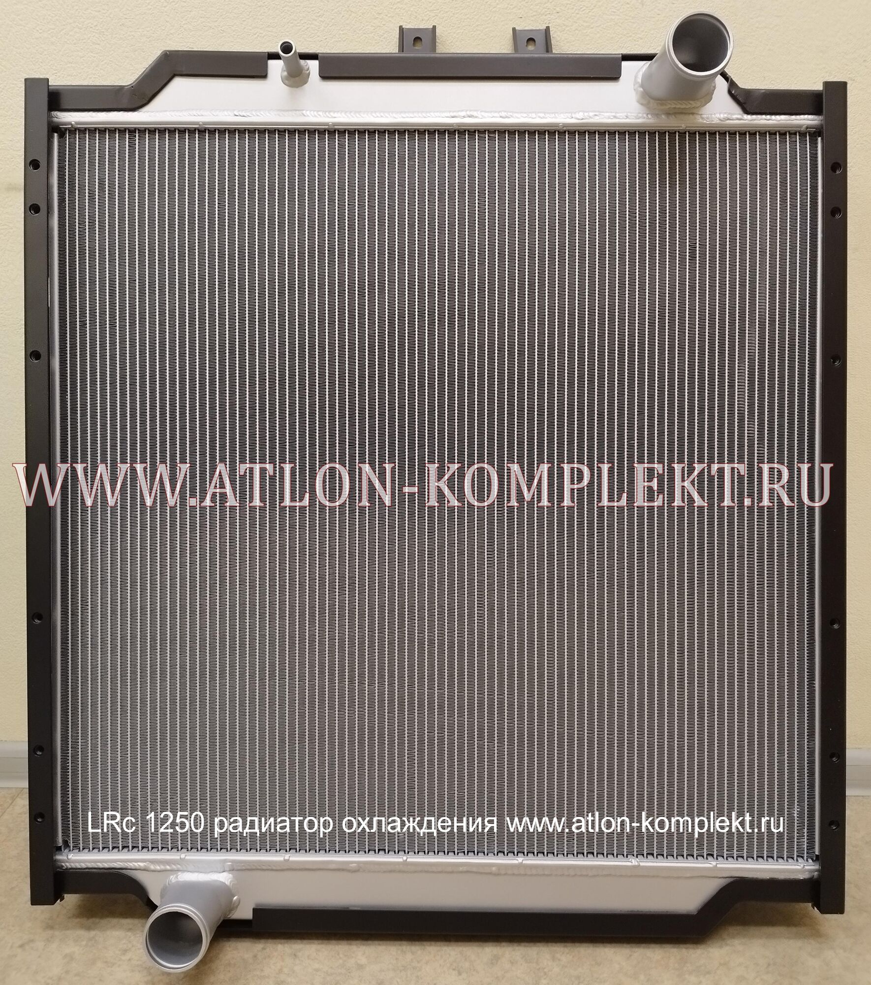 Радиатор МАЗ-5550B3, МАЗ-5440В3 с двигателем ЯМЗ-536 ЕВРО-4 LRc 1250 (5550В3А-1301010)