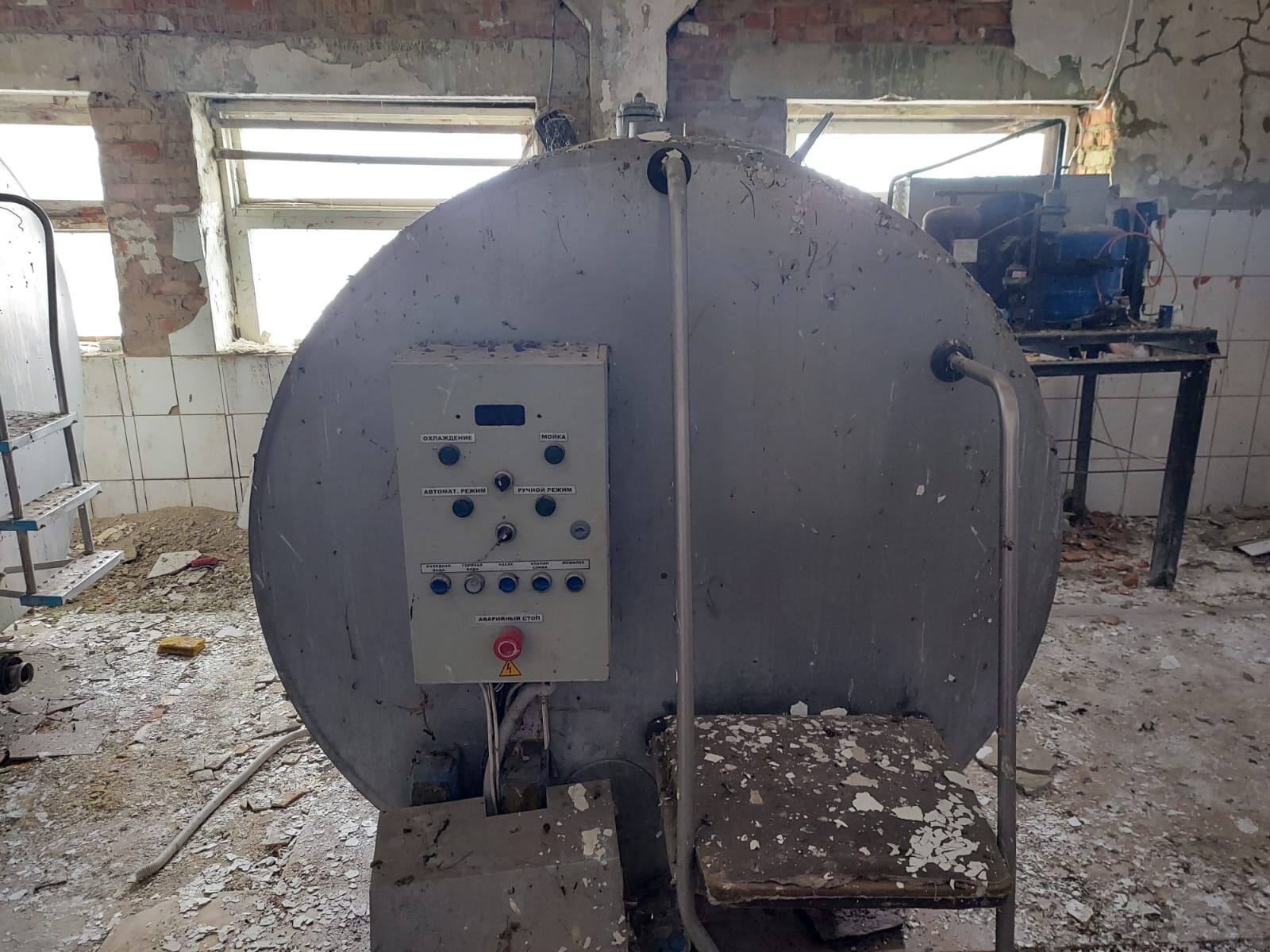 Резервуар охладитель молока Г6-орм-2500