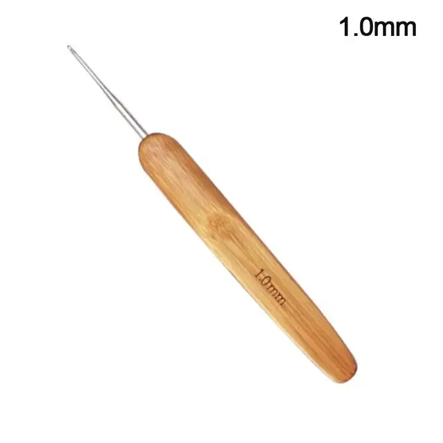 Крючок с деревянной ручкой (1,0) 2