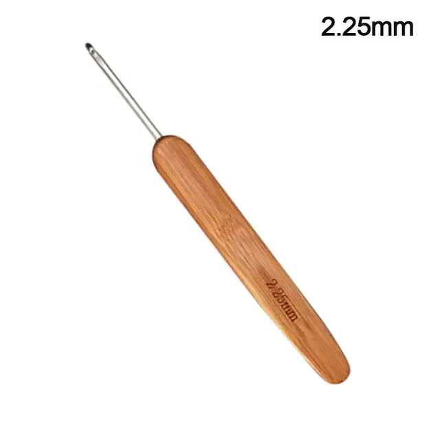 Крючок с деревянной ручкой (2,25) 2