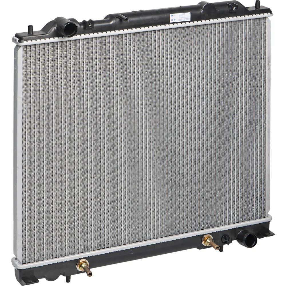 Радиатор охлаждения для автомобилей Delica (94-)/Space Gear (94-)/L400 (95-) LUZAR LRc 1114